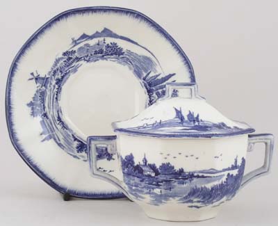 Breakfast Cup with Cover and Saucer c1930s